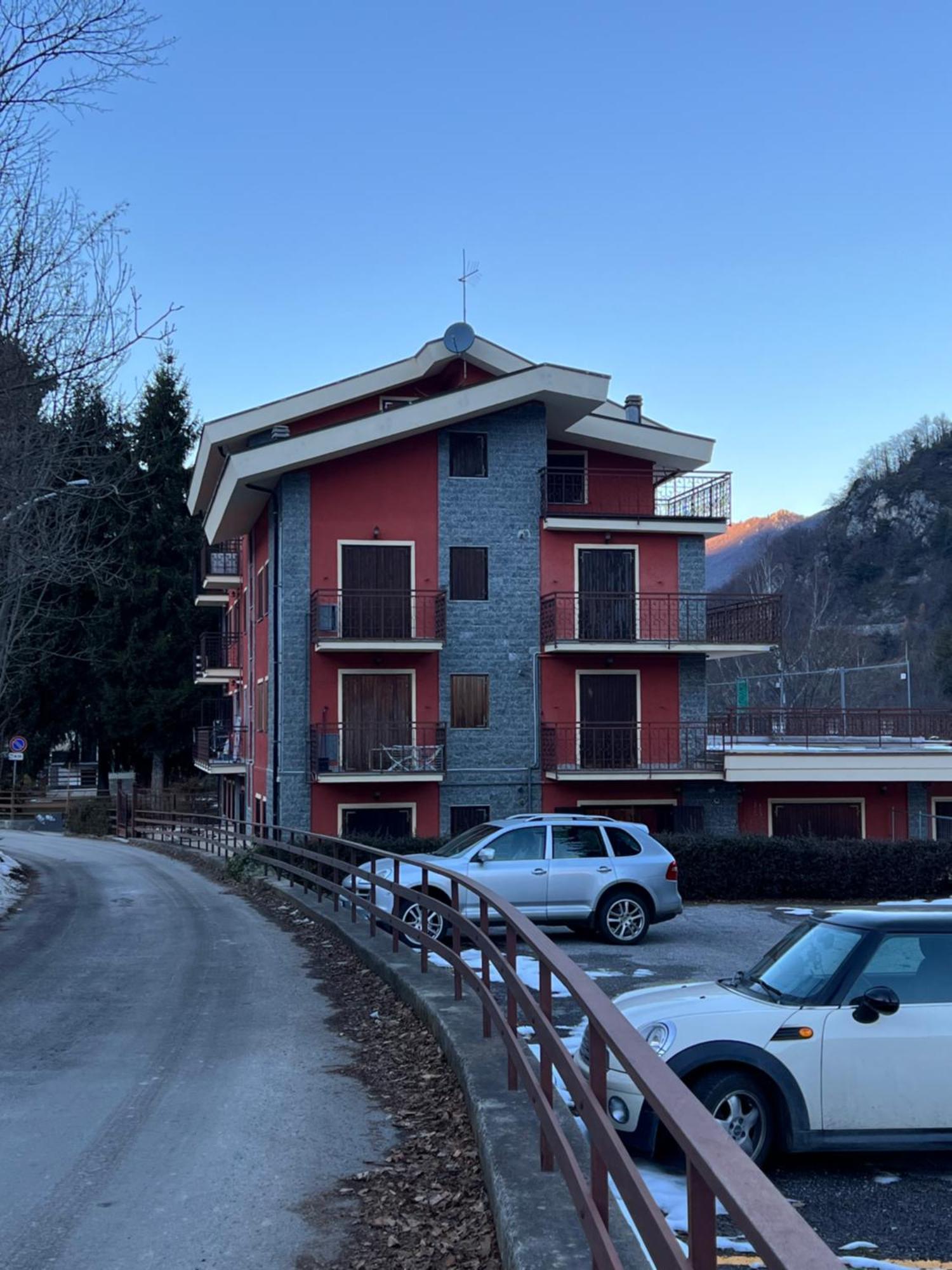 Limone Central Suite Mountain View Limone Piemonte Exterior photo